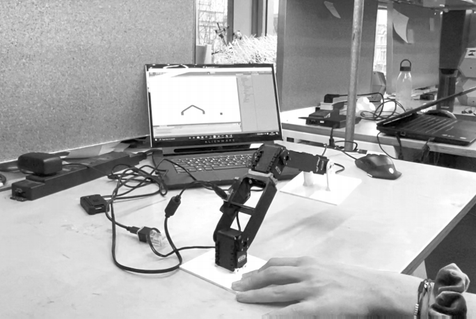 Physical prototype transferring between two support points